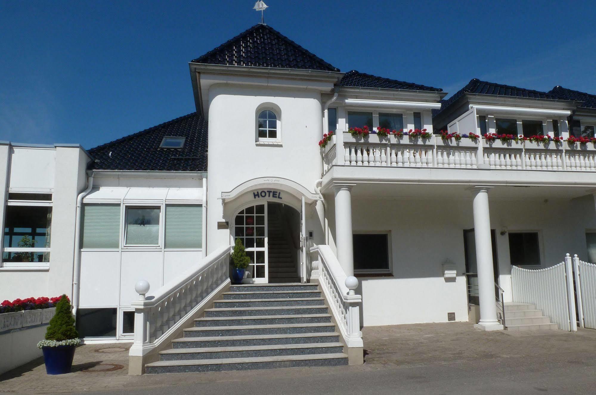 Hotel Seeschloesschen Hohwacht Ngoại thất bức ảnh