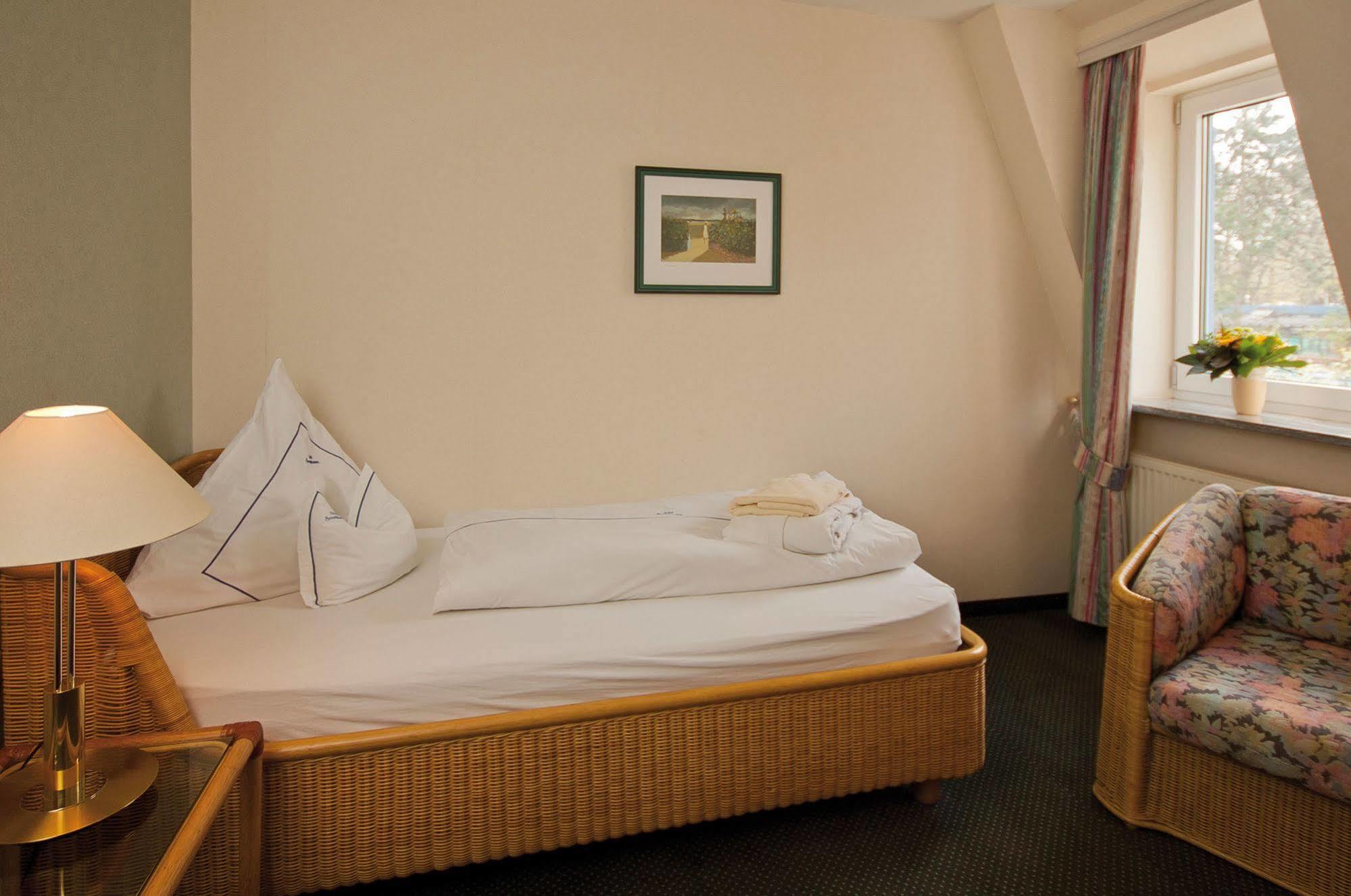 Hotel Seeschloesschen Hohwacht Ngoại thất bức ảnh