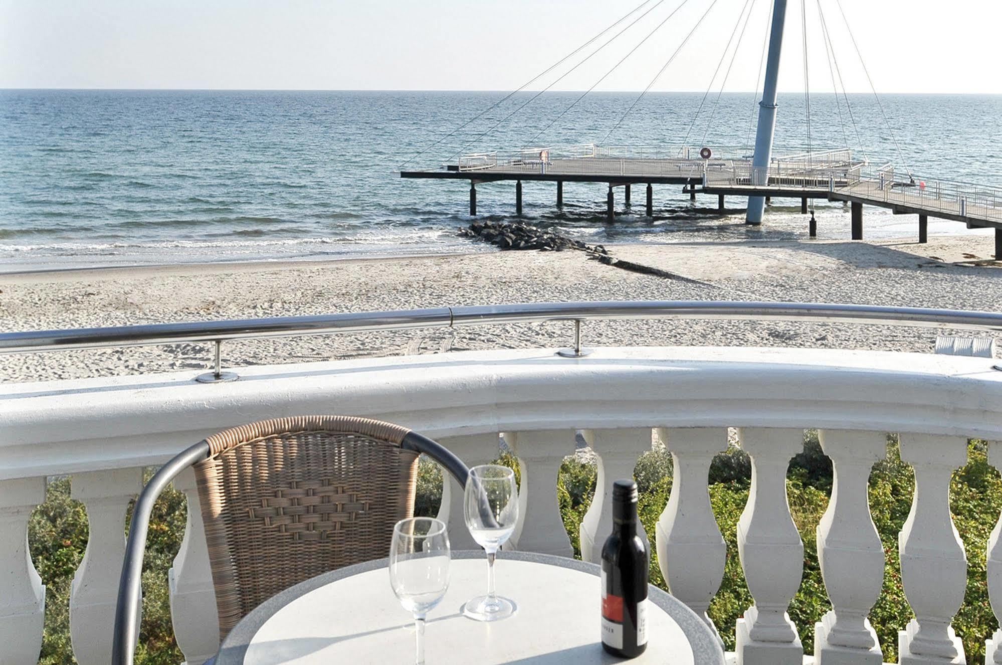 Hotel Seeschloesschen Hohwacht Ngoại thất bức ảnh