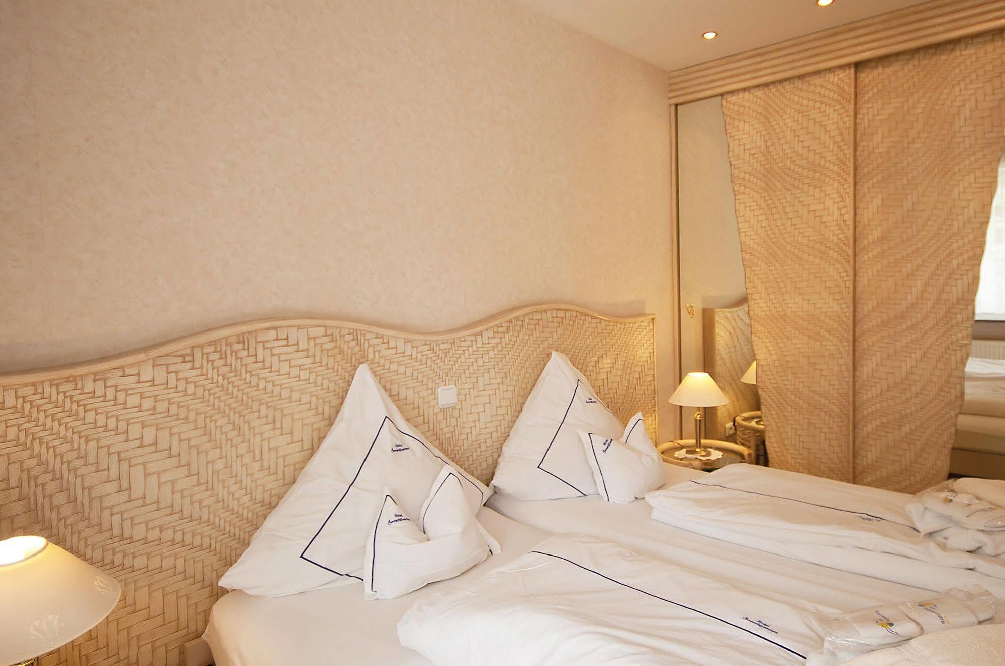 Hotel Seeschloesschen Hohwacht Ngoại thất bức ảnh